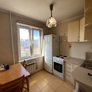 2-ка з ремонтом Оболонський прт 37-В Оболонь Мінська Героїв Дніпра