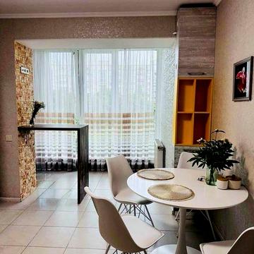 Квартира в центрі, Перемоги 119А,сертифікат!