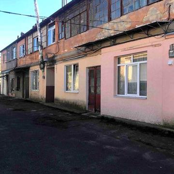 Срочно продам 2-х ком квартиру в Центре.