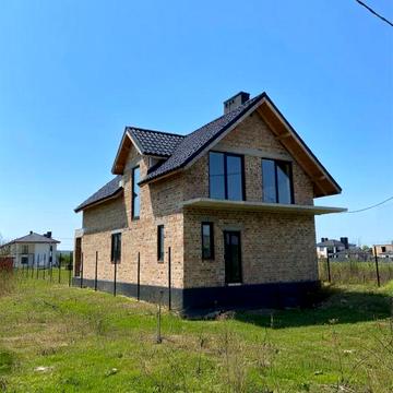 Продається 2 поверховий будинок у Крихівцях 130 м2 топ локація