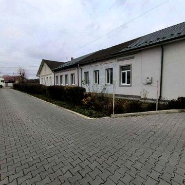 Продаж 2 квартири в особняку