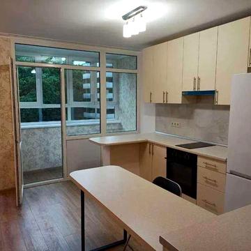 СТУДІЯ під власне докомплектування Оренда ЖКОдеський бульвар 5й поверх