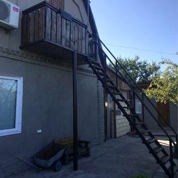 Дом на Голубом озере.