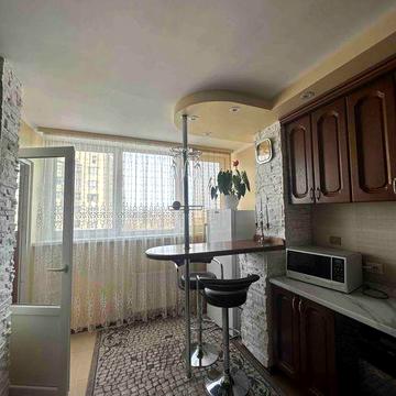 Велика квартира з ремонтом\ Центр\ Підходить під виплати та сертифікат