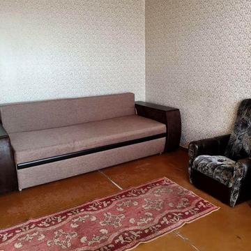 Здам 1кв.6 пов.9 пов.  4000 гр