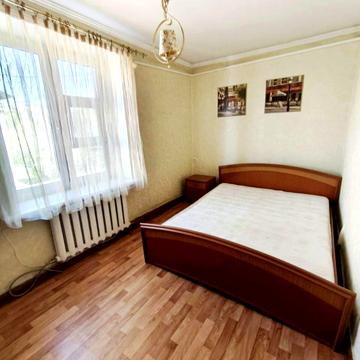 Добровольців вул. (Маршала Говорова), 16