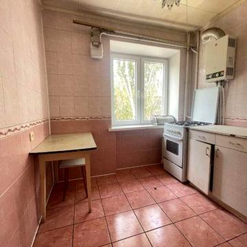 Продається малогабаритна 3 квартира біля яхт-клубу