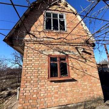 Приватизований дачний будинок з земельною ділянкою в СТ «Геолог»