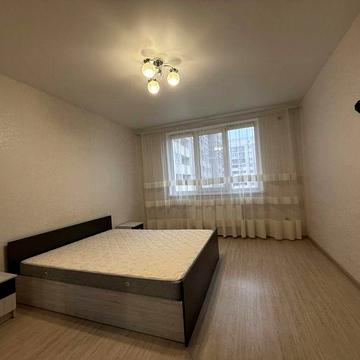 Сдаю 2 х комнт квартиру одесские традиции Грушевского 30 г