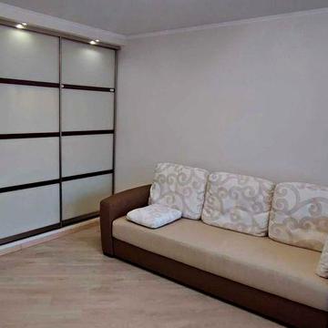 Здається в оренду 2-к квартира на вул. Івана Теодозія Куровця