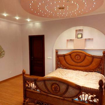 Академіка Андрія Сахарова вул., 80а