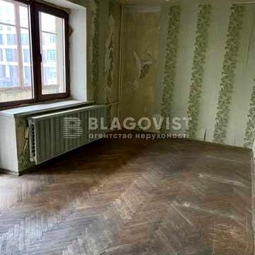 Продаж 2 кімнат квартири Князів Острозьких 17/2 метро Арсенальна 5 хв