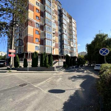 Продаж просторої трьох кімнатної новобудови. Героїв Майдану