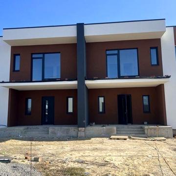 Котедж у КМ "Mary land" | Тераса | Власне паркомісце