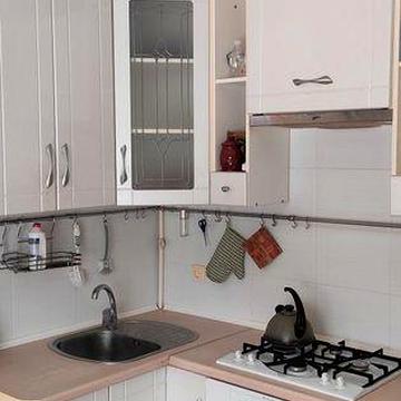 Продам реальную 1 комн. 3/5  ХТЗ  метро и рынок 10 минут, "сталинка"