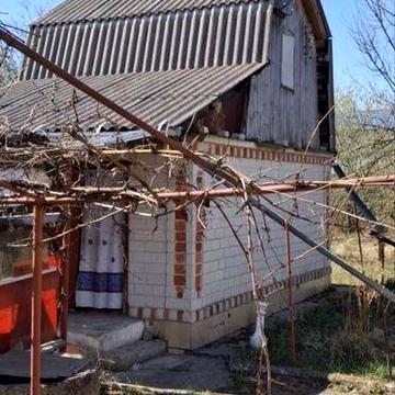 Дача 30 м² з ділянкою 5 соток, СТ Садове, 2 поверхи, поруч ліс