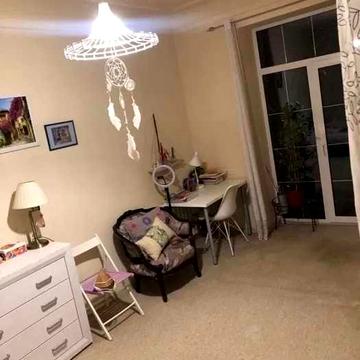 Продам СТАЛИНКУ 2к квартиру 62м2 у центрі міста (87564)