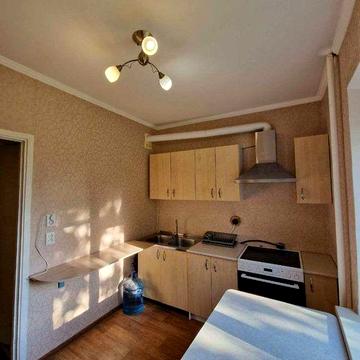 Лаврухіна 7, ТРЦ Район, Бальзака