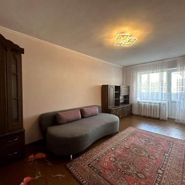 Оренда. Двокімнатна. Степана Бандери