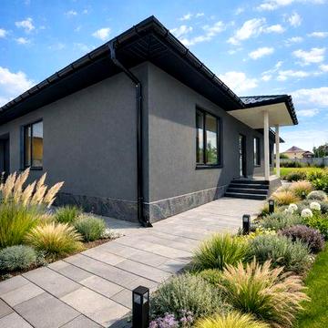 Продам новий будинок з ремонтом у пʼяти хвилинах від центру міста