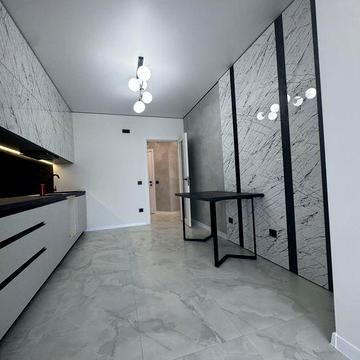 2- кімн новобудови здана з ремонтом меблями світло вода газ ліфт все є