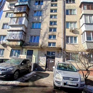 1кім. продам біля метро Нивки, Брестейський, 88/2