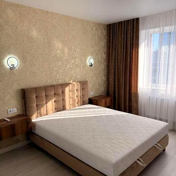 Перша оренда 1-кімнатеої квартири на Щасливому