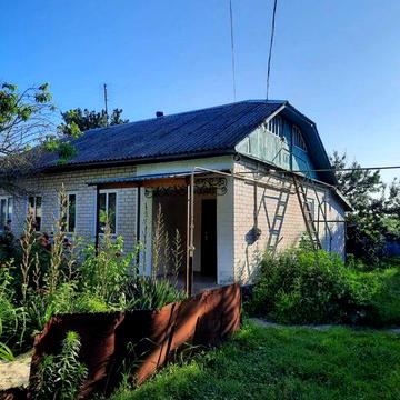 продам будинок в зручному районi