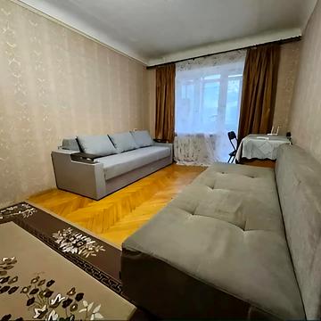 Галицька вул., 32