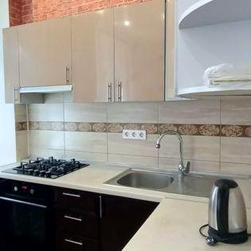 Сдам  2х комнатную квартиру  ПРОСПЕКТ  ШЕВЧЕНКО / Семинарская