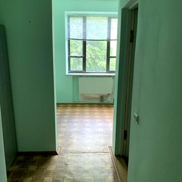 Городоцька, 179