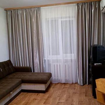 В оренду 2 кімнатна квартира з АО