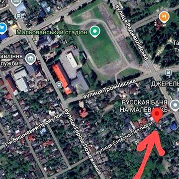 Продаж  великої  земельної ділянки 14 сот та будинку під реконструкцію