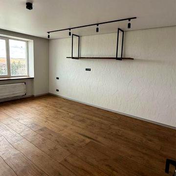 Продам двохкімнатну квартиру.