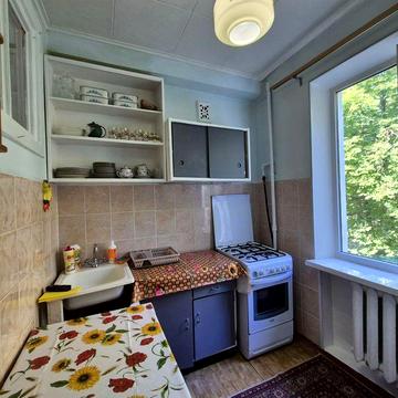 Оренда 2к 46квм метро Зверинецька 2 хвилини Міхновського 27