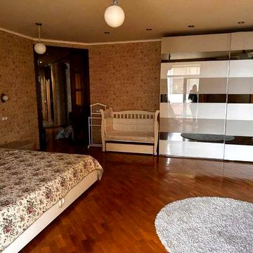 Сдам 2х комнатную кварнтиру на улице Национальной Гвардии 5