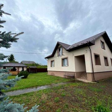 Затишний будинок за ціною квартири, з великою ділянкою