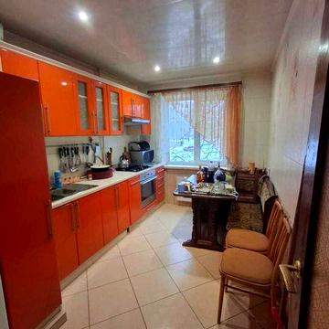 Продаж 3 кімнатної квартири + гараж Розділ кім Сади №19346