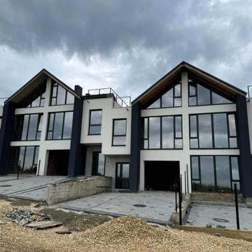 Вишневецького вул.