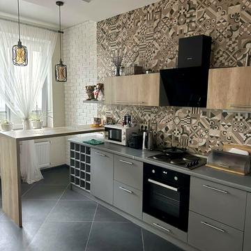 Пішонівська вул., 24/1