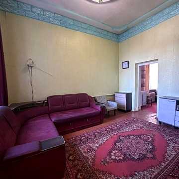 Продаж частини будинку, пров. Любові