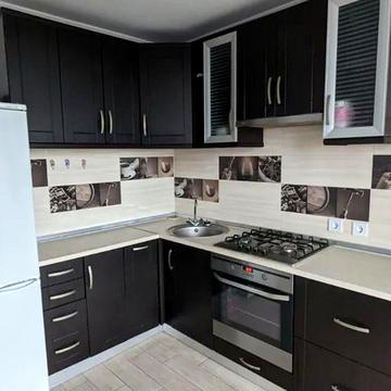 Продаж 1к квартири 41 кв. м на вул. Довженка Олександра