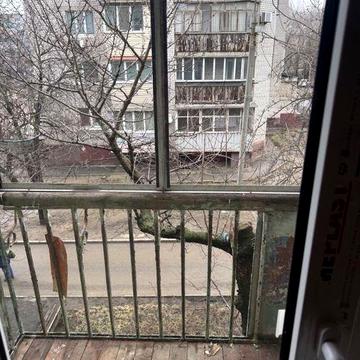 Оренда 2 кімнатної квартири за комунальні послуги вул. Космічна 102А