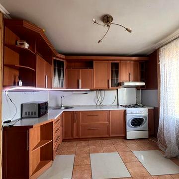 1-кім квартира, оренда, вул. Олени Пчілки (центр)