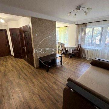 Продам 2 к вул.Миропільська вулиця, 31-А   м.Чернігівська