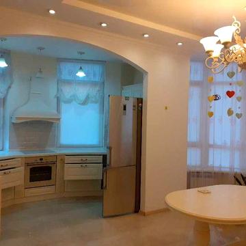 Аренда 3-х комн. квартиры  в ЖК на Французском бульваре 22 .  Стикон.