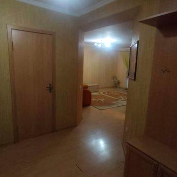 Оренда 2 Кімнатної Квартири Кухня студія пр. Соборності