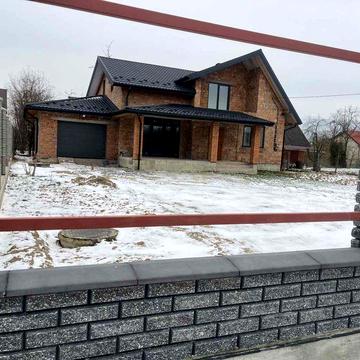 Продаж  будинків