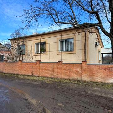 Продається затишний будинок у районі вул. Полтавська