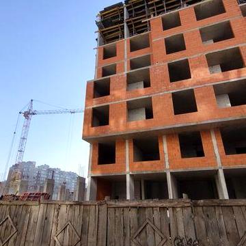 Простора 1кімнатна квартира на стадії будівництва